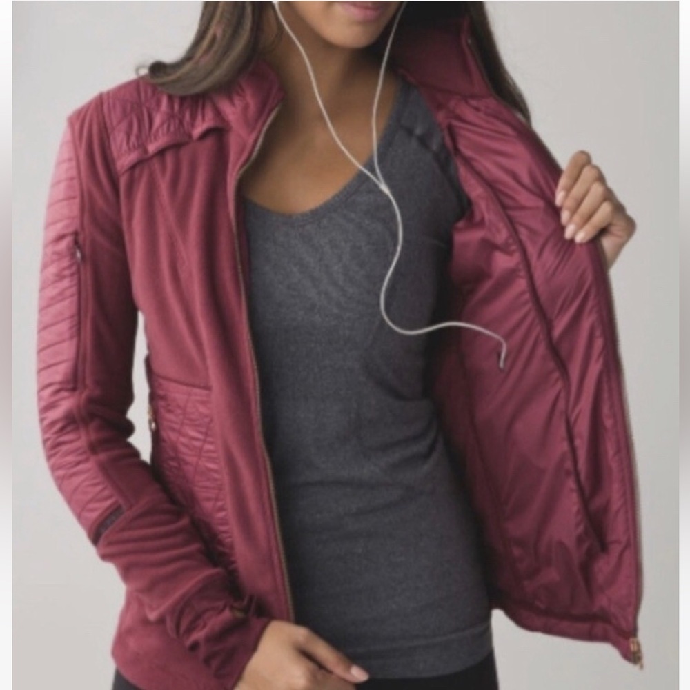 lululemon athletica Fleecy Keen Jacket with removable hood in wine berry - Picture 6 of 11